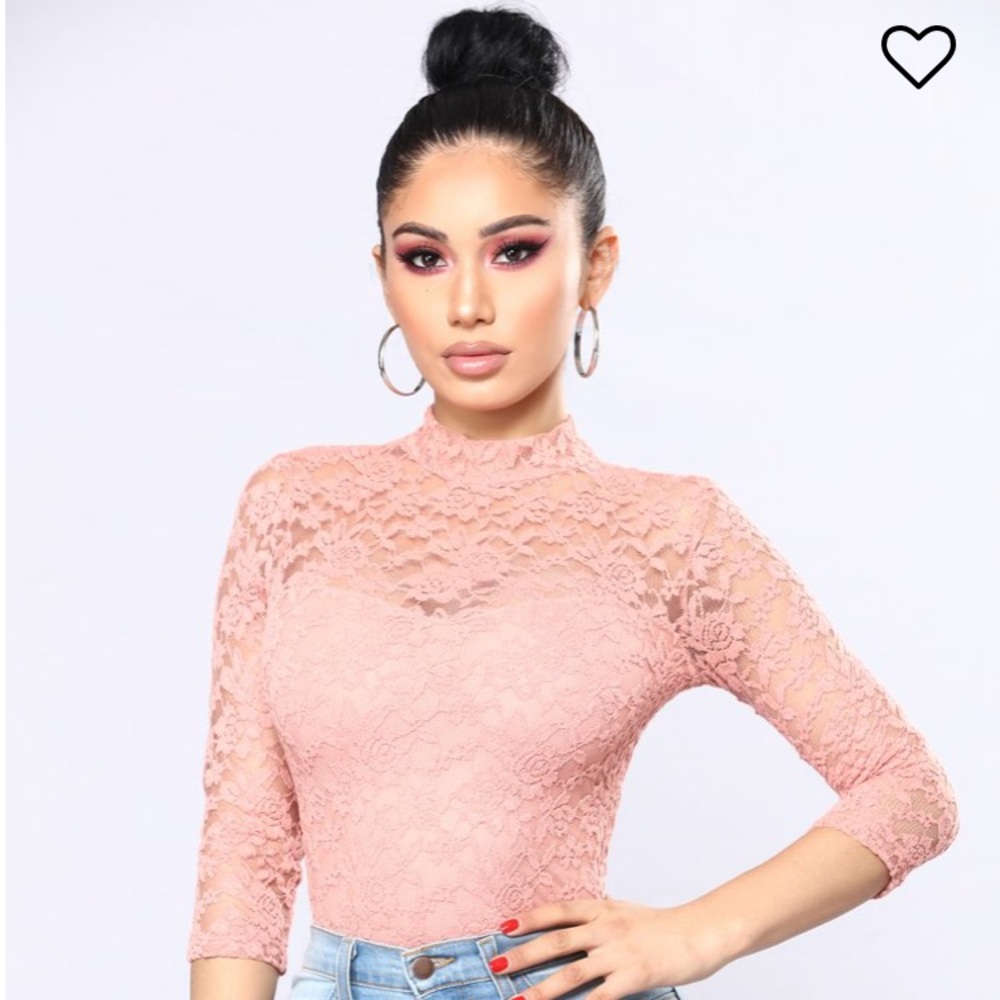 Sweetheart neckline Mauve blouse